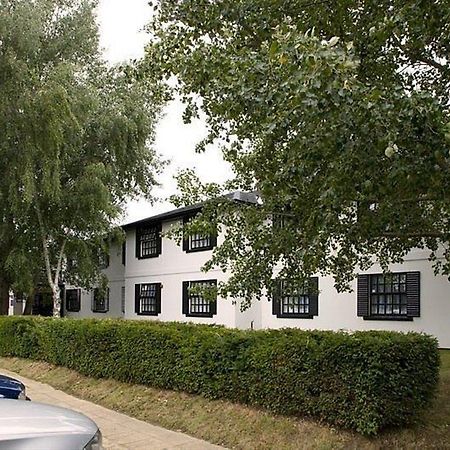 Premier Inn Cobham كوبهام المظهر الخارجي الصورة